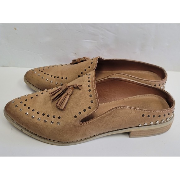 Mi.Mi tan Montana studded Tassel Loafer Mule Women's Shoes  size 7 - Picture 1 of 13